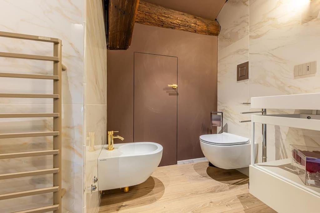 2 Floor Near Duomo Appartement *