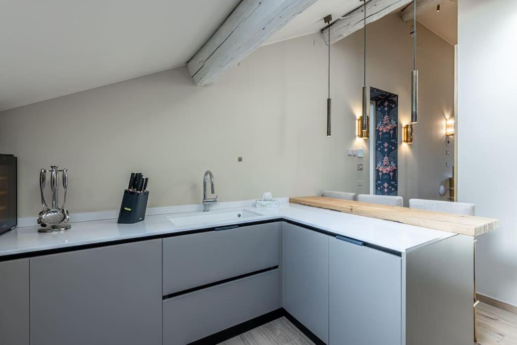 Appartement 2 Floor Near Duomo *