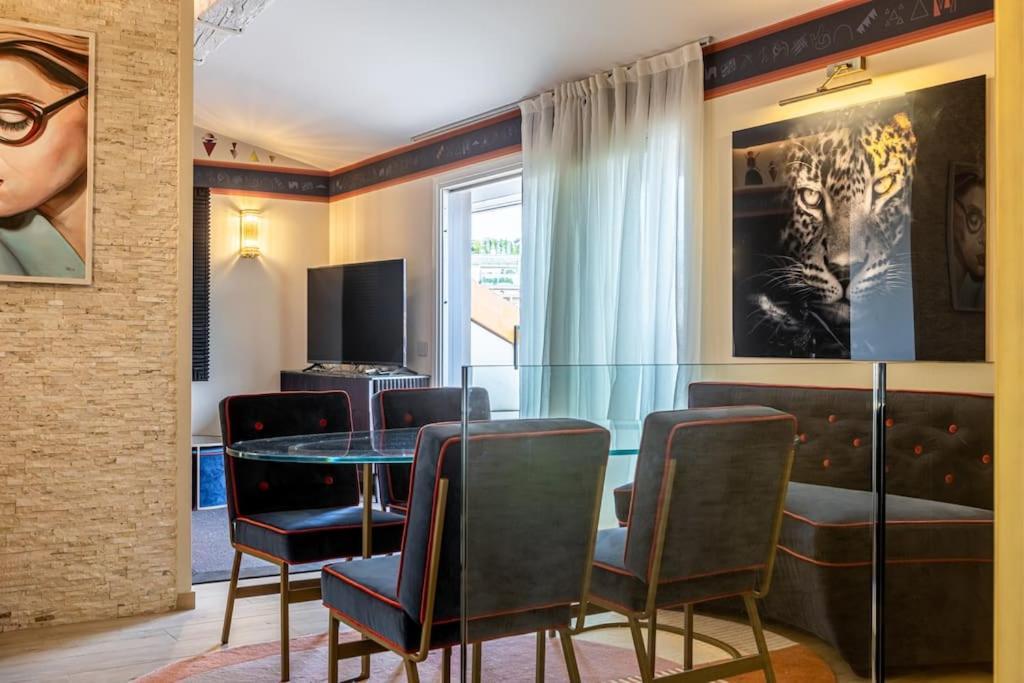2 Floor Near Duomo * Milan